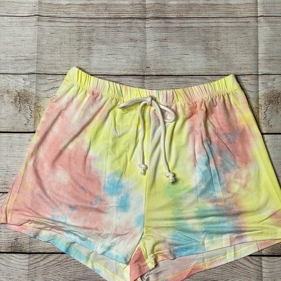 Pastel Tie Dye Cropped Top/Short Lounge Set NWT - Picture 8 of 9